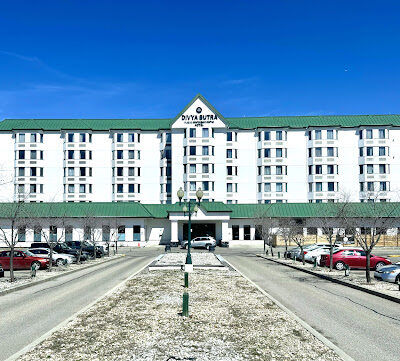 Divya Sutra Plaza and Conference Centre Calgary Airport