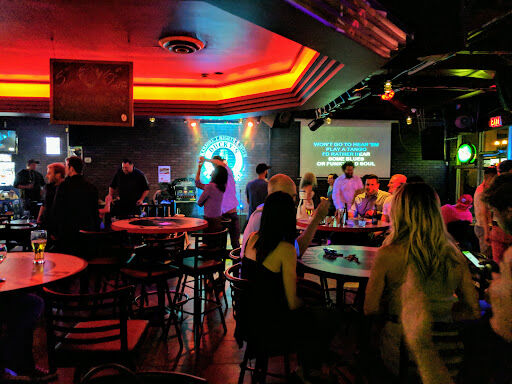 Ducky’s Pub & Restaurant