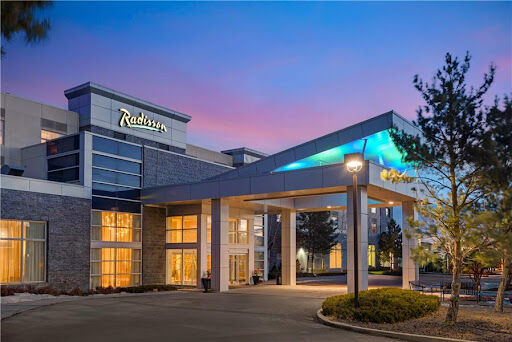 Radisson Hotel & Conference Centre Calgary Airport