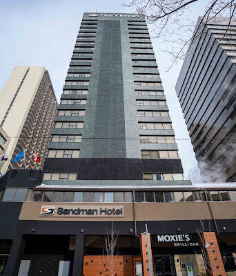 Sandman Signature Calgary Downtown Hotel
