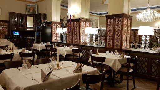 Central Theater Cafè